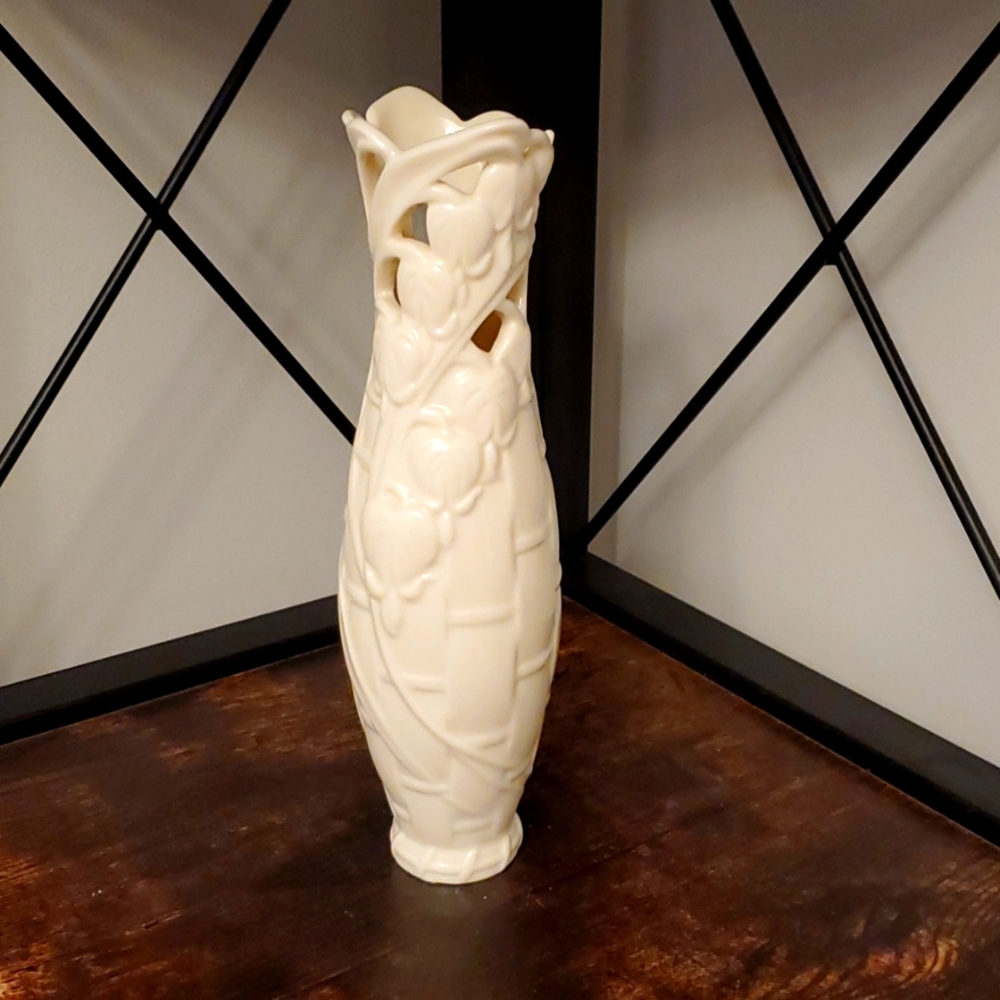 Lenox "Bleeding Heart" Vase